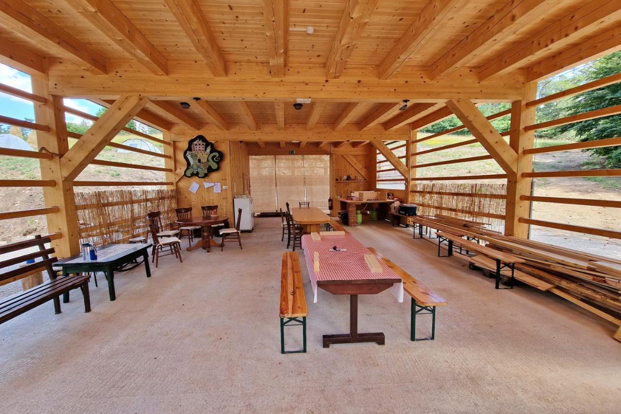 Kamp Beli Gaber Hotel Stari Trg pri Lozu Luaran gambar